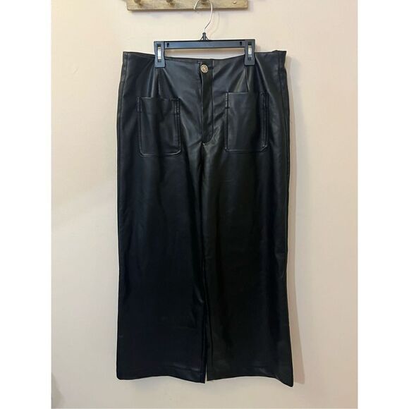 Bagatelle Collection Black Wide Leg Cropped Vegan Leather Pants L - Picture 1 of 7